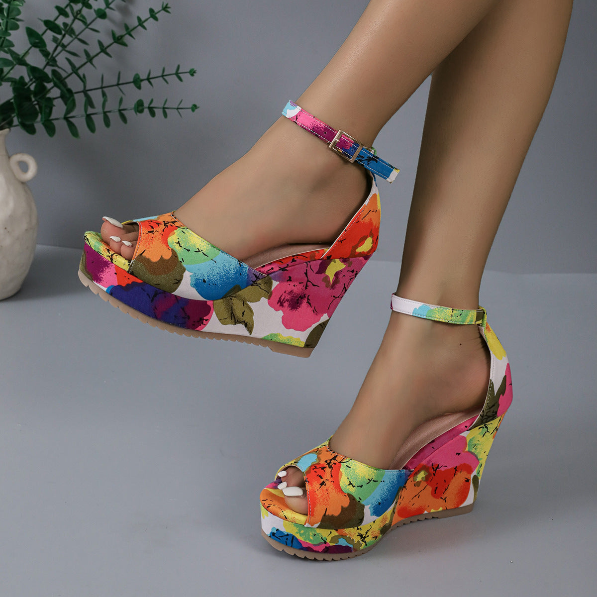 Women's Wedge Platform Peep-toe Waterproof Platform Casual All-match Multicolor Sandals