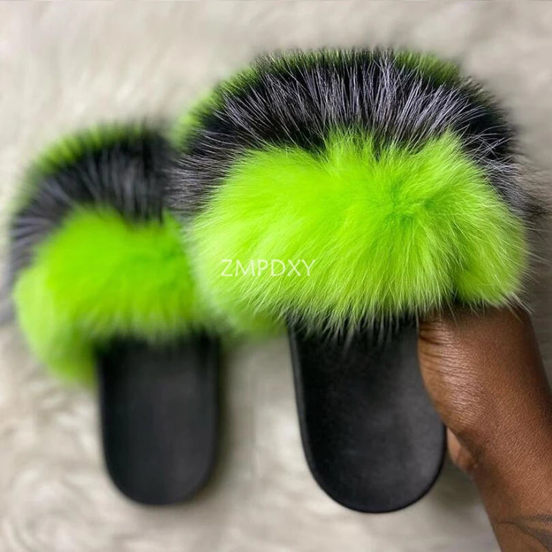 Girls Exquisite Shoes Warm Winter Plush Slides Cute and Comfort Home Slippers New Arrivals Amazing Fur Shoes Fashion Brand Shoes