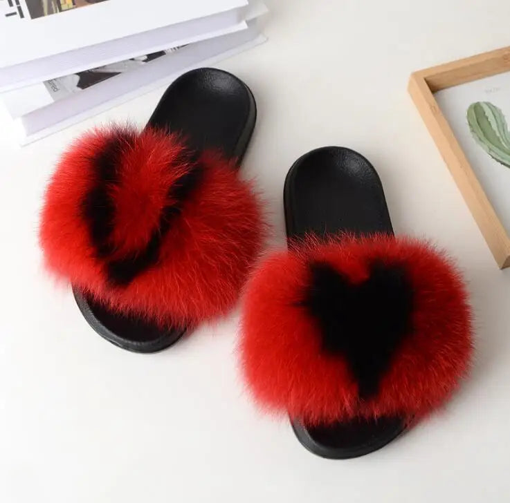 New Arrival Girl Luxury Fluffy Fur Slippers Ladies Indoor Warm Furry Fur Flip Flops Women Amazing Plush Fur Slides Wholesale Hot