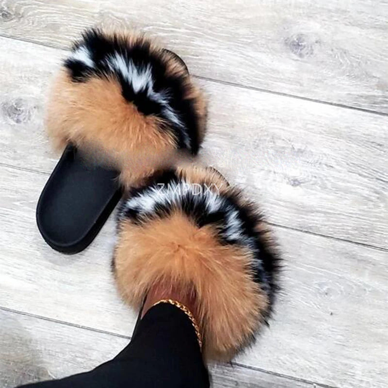 Girls Exquisite Shoes Warm Winter Plush Slides Cute and Comfort Home Slippers New Arrivals Amazing Fur Shoes Fashion Brand Shoes