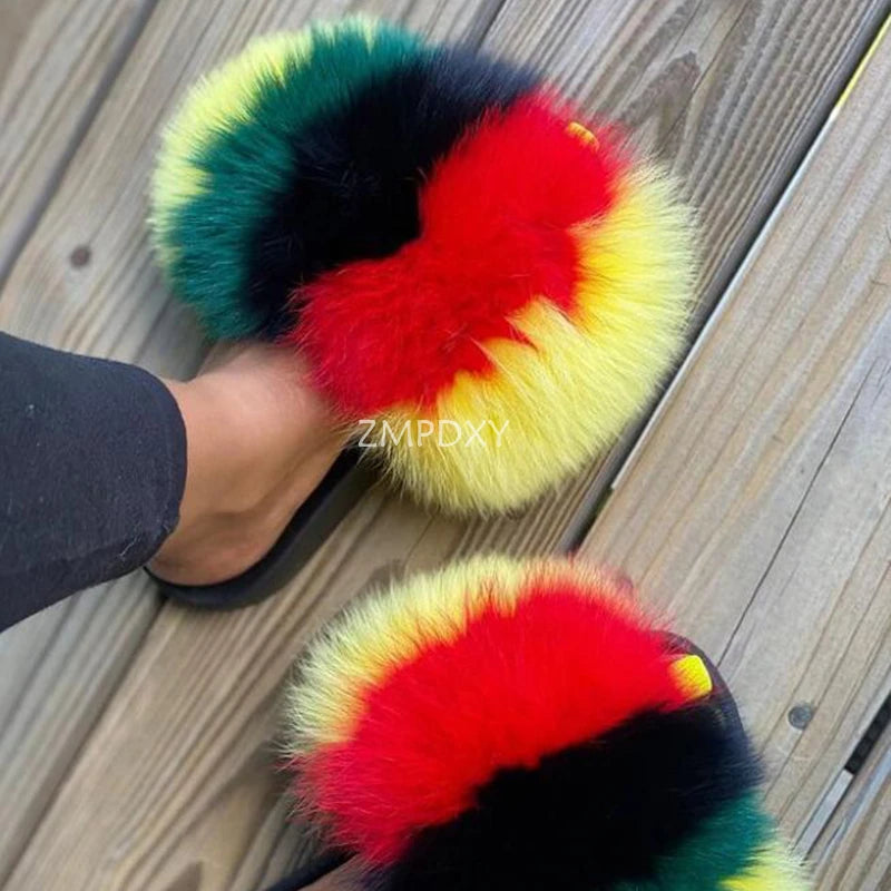 Girls Exquisite Shoes Warm Winter Plush Slides Cute and Comfort Home Slippers New Arrivals Amazing Fur Shoes Fashion Brand Shoes