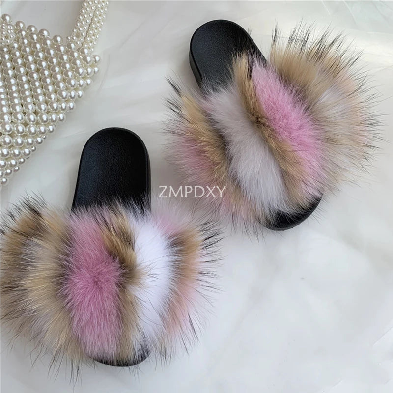 Girls Exquisite Shoes Warm Winter Plush Slides Cute and Comfort Home Slippers New Arrivals Amazing Fur Shoes Fashion Brand Shoes