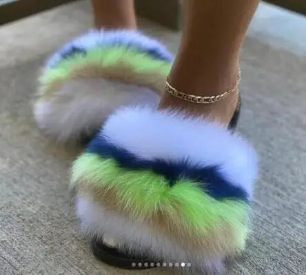 New Arrival Girl Luxury Fluffy Fur Slippers Ladies Indoor Warm Furry Fur Flip Flops Women Amazing Plush Fur Slides Wholesale Hot