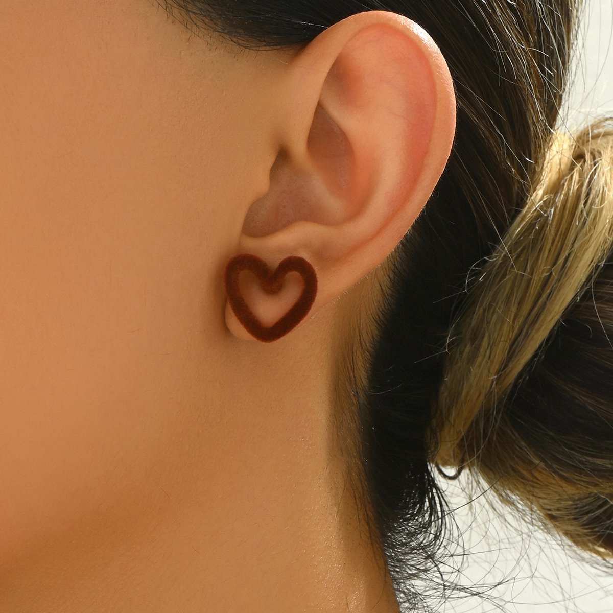 Charming Heart-Shaped Fuzzy Stud Earrings - Perfect For Everyday Wear